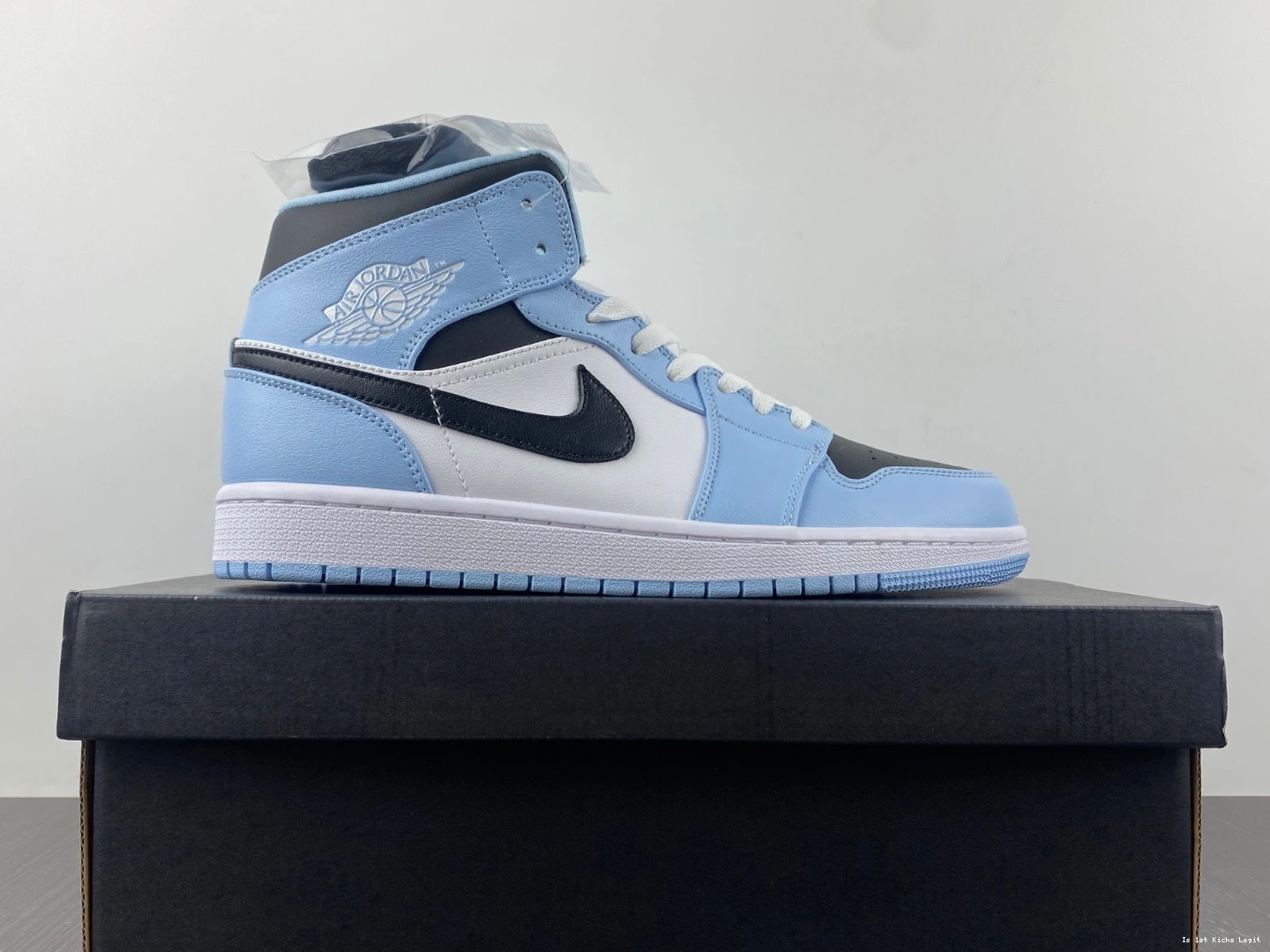 Blue 555112-401 Mid Air Jordan 1 GS Ice 0513